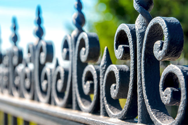 Reasons You Should Install a Decorative Fence