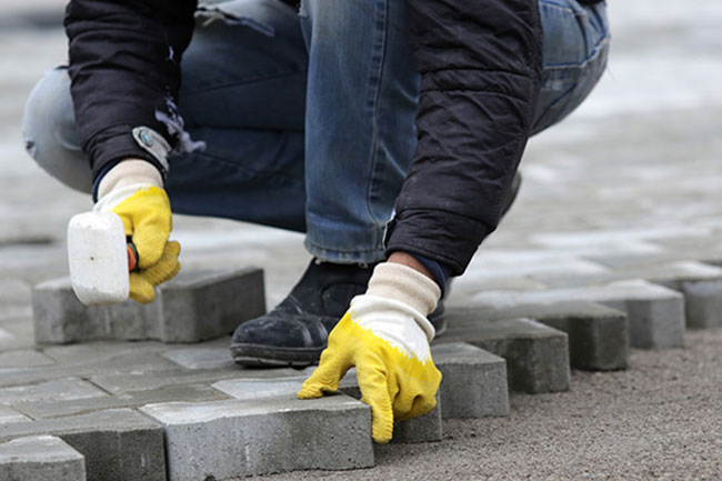 Three Signs it’s Time for New Paver Installation