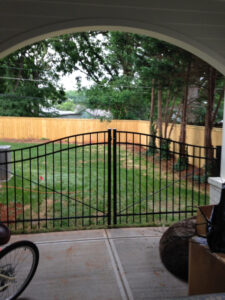 3 Reasons to Leave Gate Installation Projects to the Pros