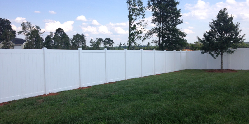 Hallmarks of a High-Quality Modern Wood Fence